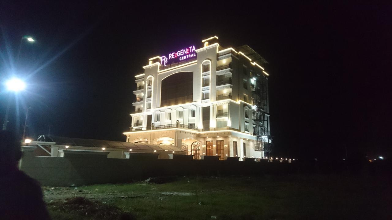 Regenta Central Indore Exterior foto